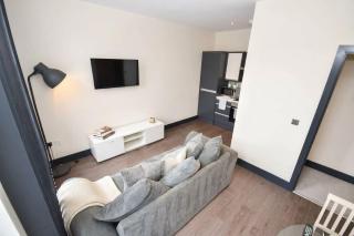 Modern & Cosy 2BED Apartment in Central Liverpool - 4