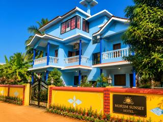 Morjim Sunset Guesthouse - 300 meter to Morjim Beach - 7