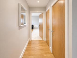 Roomspace Serviced Apartments - Capitol Square - 1