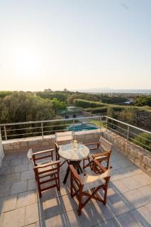 Irene Stone Villa - Private Pool - Sleeps 6 - 7
