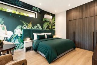 Camps Bay villa with swimming pool, solar power inverter and mountain views! - Kaapstad - 7