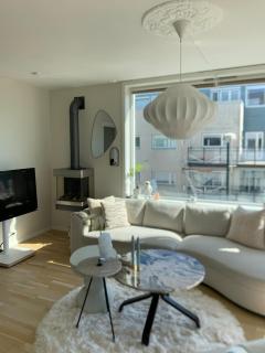 Fjord view apartment - balcony & parking, near ONS - 4