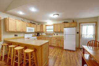 Great for Families! Wolf pen Gap ATV Base on Creek - 2