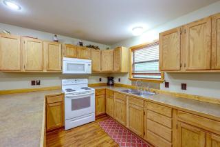 Great for Families! Wolf pen Gap ATV Base on Creek - 1