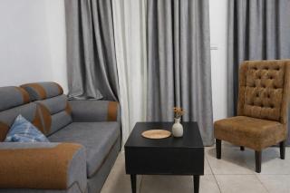 Your Private Balcony Retreat - 0
