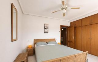 Stunning Apartment In Orihuela Costa - 9