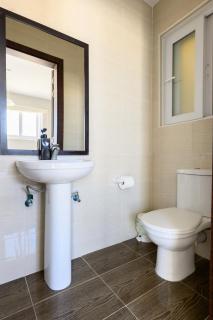 F5 Room 1, Private Double room with private bathroom and balcony in shared Flat - 2