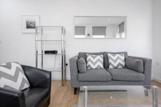 Roomspace Serviced Apartments - Swan House - 2