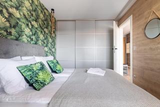 Chmielna 63 Old Town I River View Balcony I Pool - Comfy Apartments - 4
