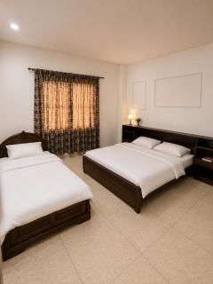 Pinehouse by Airmakaan - 3BR with Kitchen & Lounge - 0