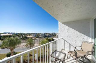 Destin Paradise – Destin Condo w/ Resort Pool - 9