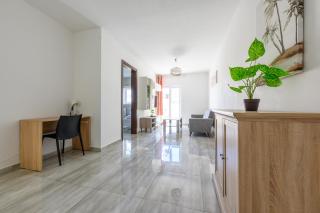 F4 Room 3, Private Room two single beds shared bathroom - Msida - 5
