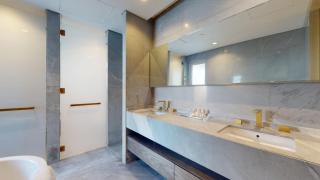 Vacationer Holiday Homes I Luxurious 3 Bedroom I Iconic FIVE Palm - 1