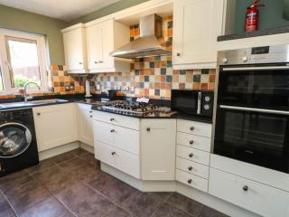 Cove Cottage - 1