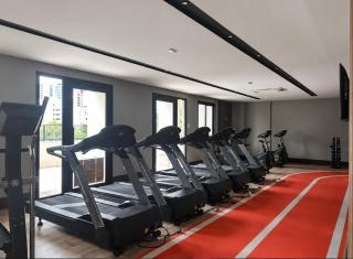 Studio Moderno com Piscina Aquecida e Garagem - 6