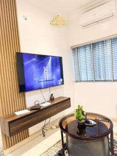 A home far from home with luxurious amenities - 7