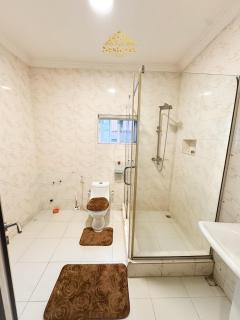 A home far from home with luxurious amenities - 4