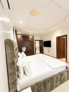 Peaceful Home Away - 6