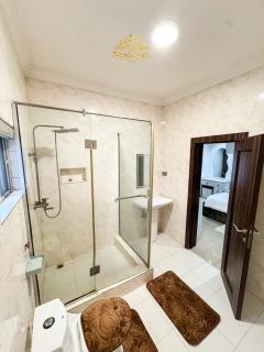 Peaceful Home Away - 2