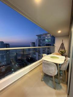 Apartamento Moderno y Lujoso con vista al Mar PISO19 - Cerca a la Ciudad Amurallada - 6