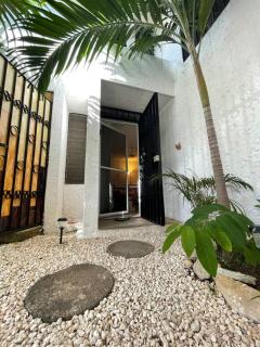 Fun and relax suite beside a park, 10 min to beaches - 4