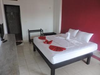 Sea View Beach Hotel - Nilaveli - 5