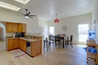 Extended Desert Pool House! Home Outside ABQ - 3