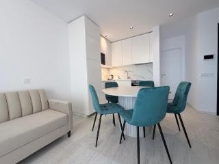 Luxury Panoramic Sea View Apartament Green Fort Suites - 2