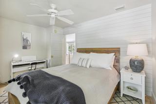 Longboat Key Bay Isles Retreat - Private Heated Pool & Pool-View Dining Balcony - 9