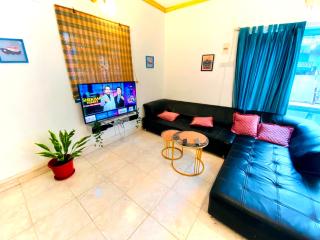 4 Bedroom Villa Baga Beach Calangute - Private Plunge pool - Kitchen - Wifi - TV - 4