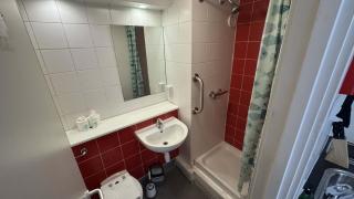 Modern Central Coventry Budget Single Studio - 5