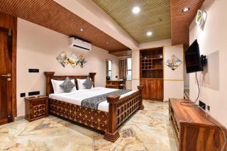 Luxora Suites - 0