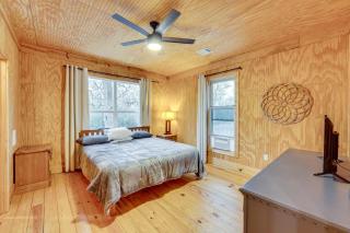 Cabin in the Country - 8