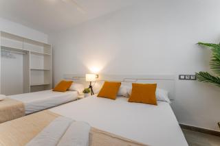 Beachfront Apartment with Sea View AC WiFi - Cambrils "Apt 208" - 5