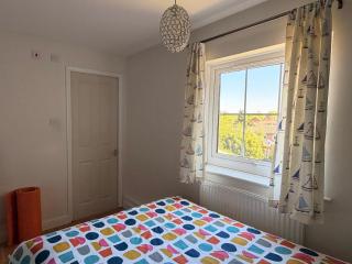 Modern Ensuite Room Near Luton Airport - 9