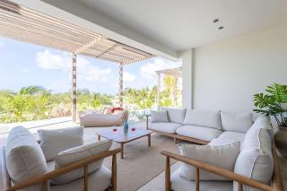 Private Pool Escape - Luminara at The Reef - 7