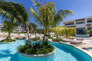 Dolce Vita - Tropical Poolside Paradise - 9
