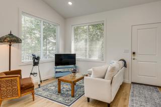 New Home, Fall Foliage, Nearby Vineyard - 5