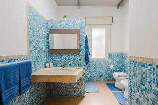 Charming Villa Rental in Mazara Del Vallo with Pool Access - 3
