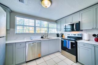 Oceanfront Peace 2BR with Wave Views - 5