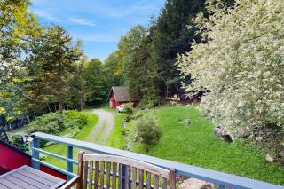 Hawk Eye C Mountain Vista Retreat - Upper Level Apartment - 0