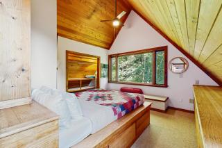 Hawk Eye C Mountain Vista Retreat - Upper Level Apartment - 3