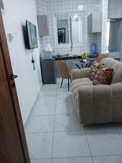 Elegant and classy studio - 5
