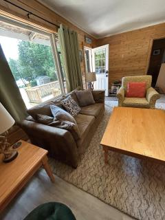 Lake Carmi 2 Bedroom Camp, Dock Access - 3