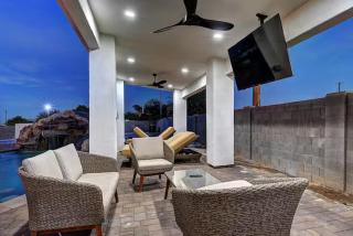 6BR Private Pool Villa Near Alligator Pond, JA - 1