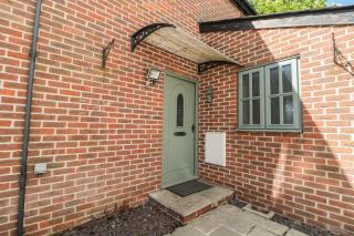 Tiffanys Coach House - 3