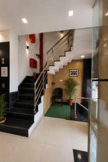 Hotel Rose Inn - 8