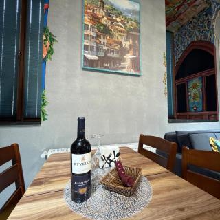 Sefora's cozy apartment in old Tbilisi - 9
