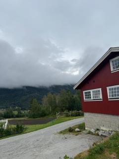 Hyggelig leilighet på småbruk - 9