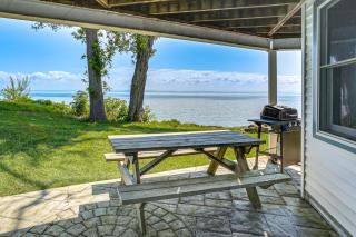 Lakefront Family Getaway on Willsboro Point! - 0